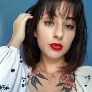 Meet your Posher, Becky